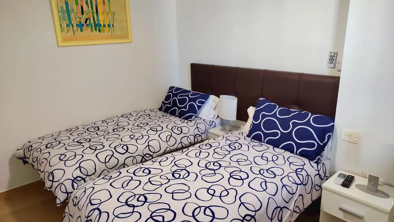 BEACHFRONT -- NEW LUXURY Apartment -- 1ª Linea Playa -- CENTRO de Fuengirola -- Private PARKING -- Panoramic Sea Views 0*,  España